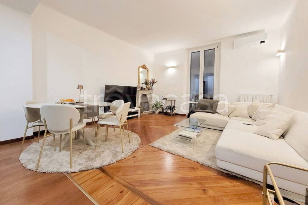 appartamento in affitto a Milano