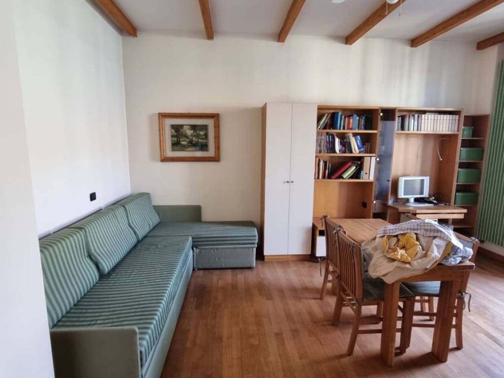 appartamento in affitto a Milano in zona Morivione