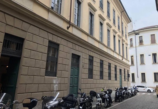 appartamento in affitto a Milano in zona Cadorna