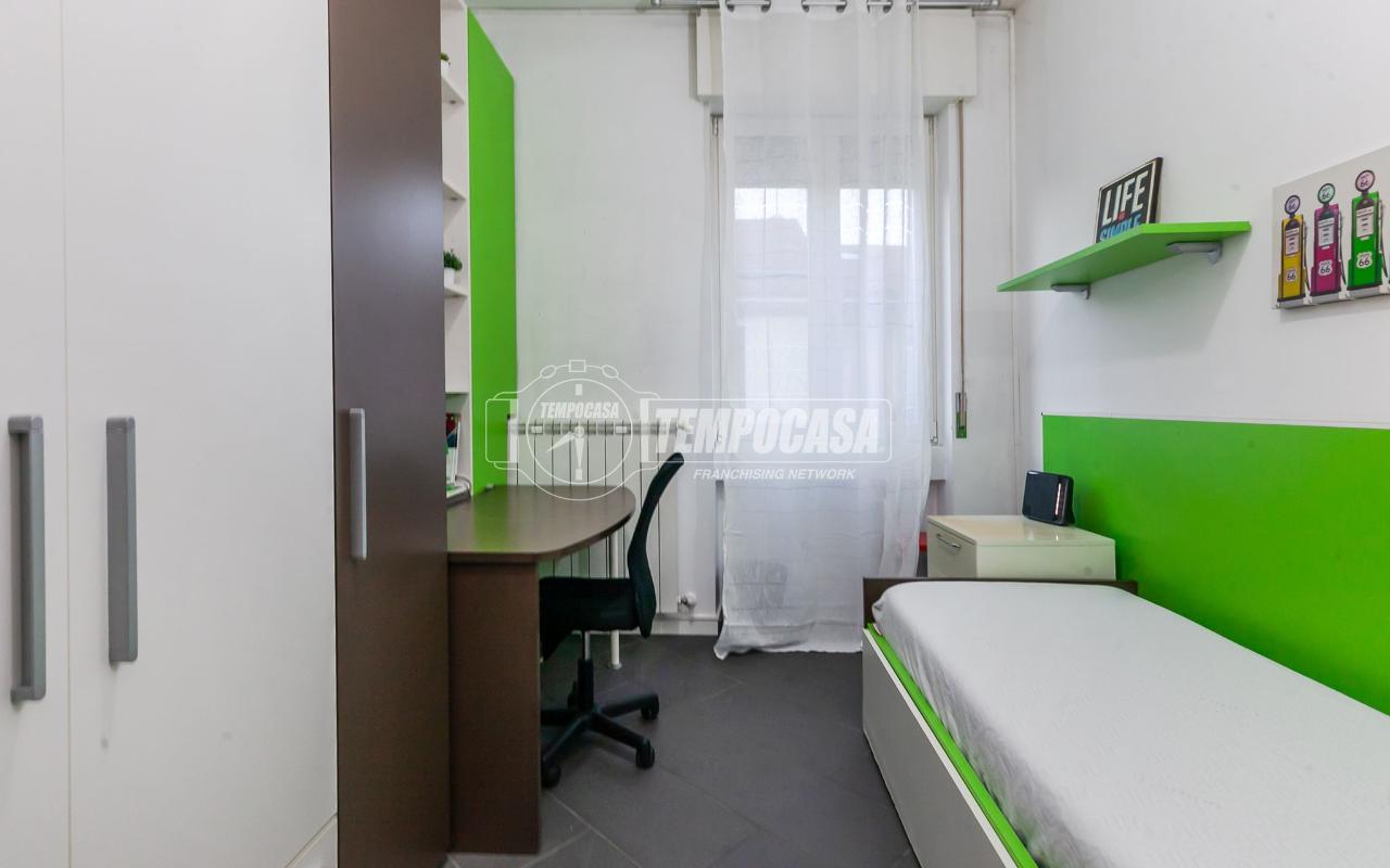 negozio in affitto a Milano in zona Bovisa