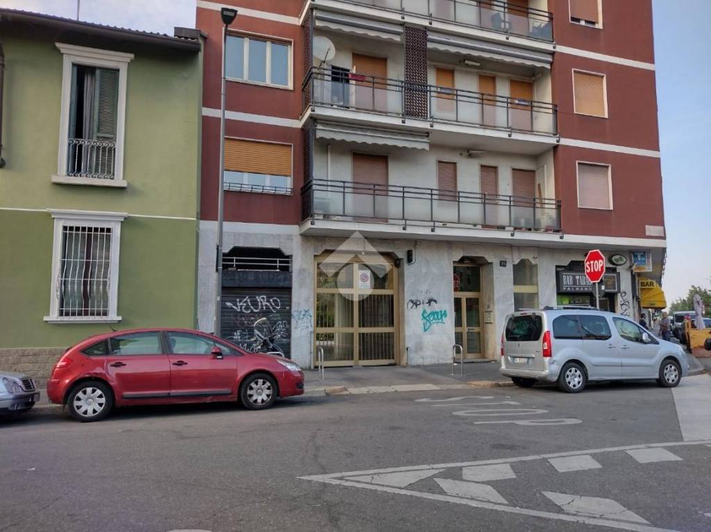 negozio in affitto a Milano in zona Crescenzago