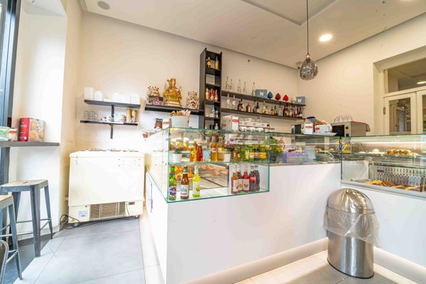 negozio in affitto a Milano