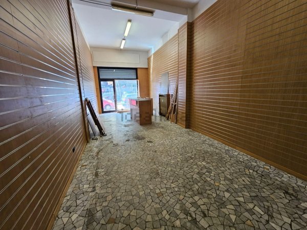 negozio in affitto a Milano in zona Garegnano