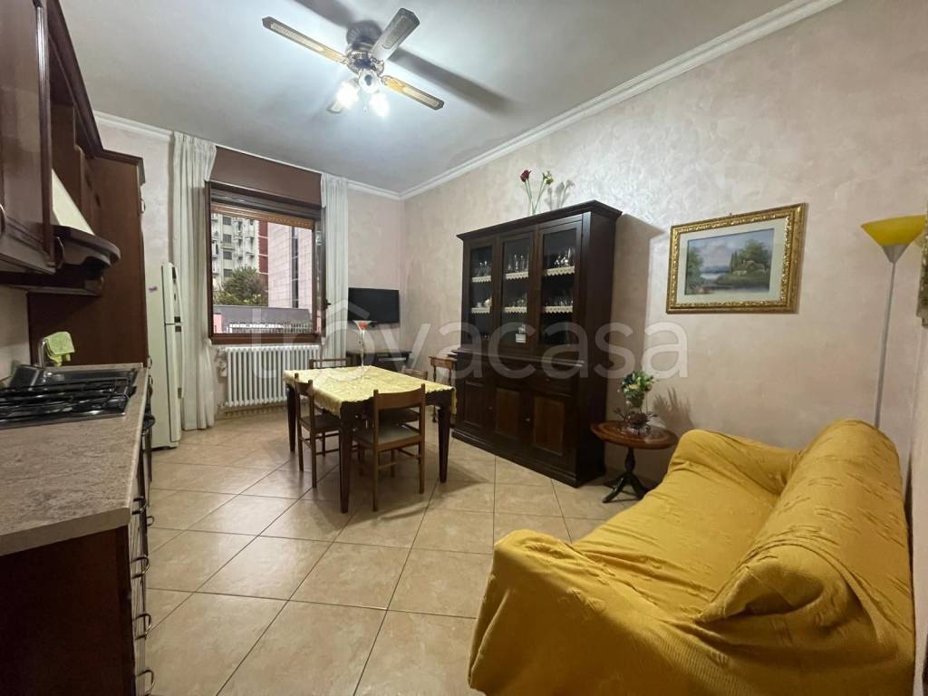 appartamento in affitto a Milano in zona Gratosoglio