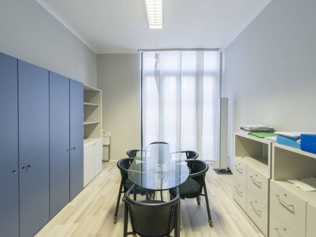 ufficio in affitto a Milano