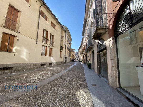 negozio in affitto a Milano in zona Brera