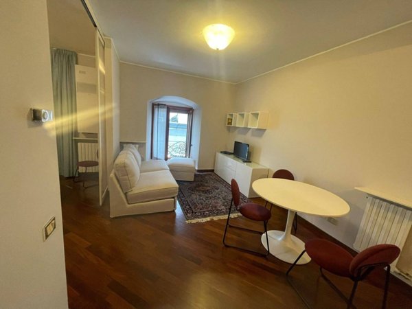 appartamento in affitto a Milano in zona Porta Nuova