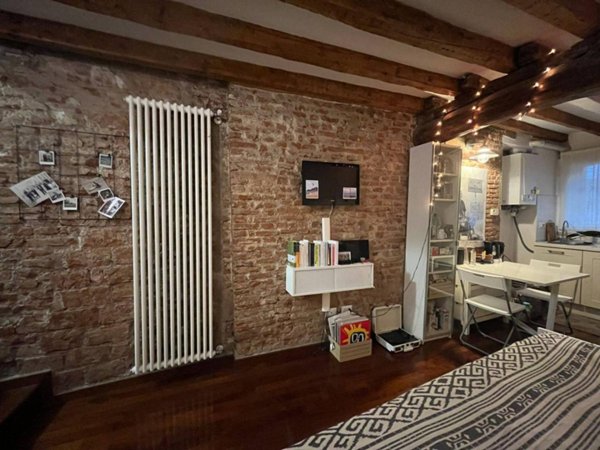 appartamento in affitto a Milano in zona Porta Ticinese