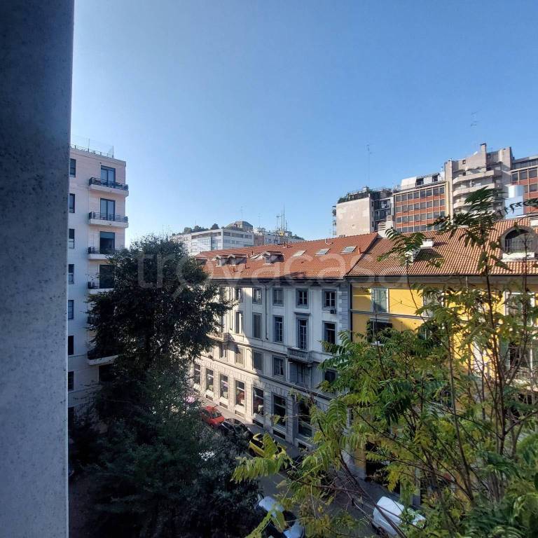 appartamento in affitto a Milano in zona Centro Direzionale