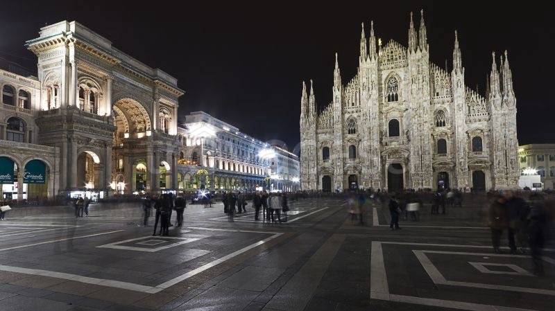 intera palazzina in affitto a Milano in zona Guastalla