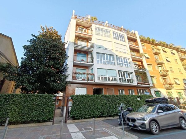 ufficio in affitto a Milano in zona Centro Direzionale
