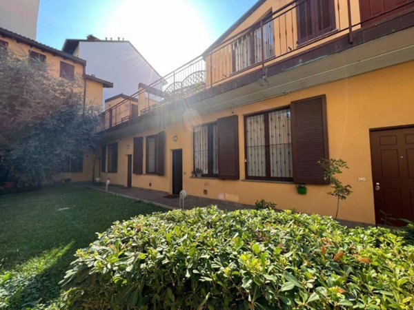 appartamento in affitto a Milano in zona Morivione