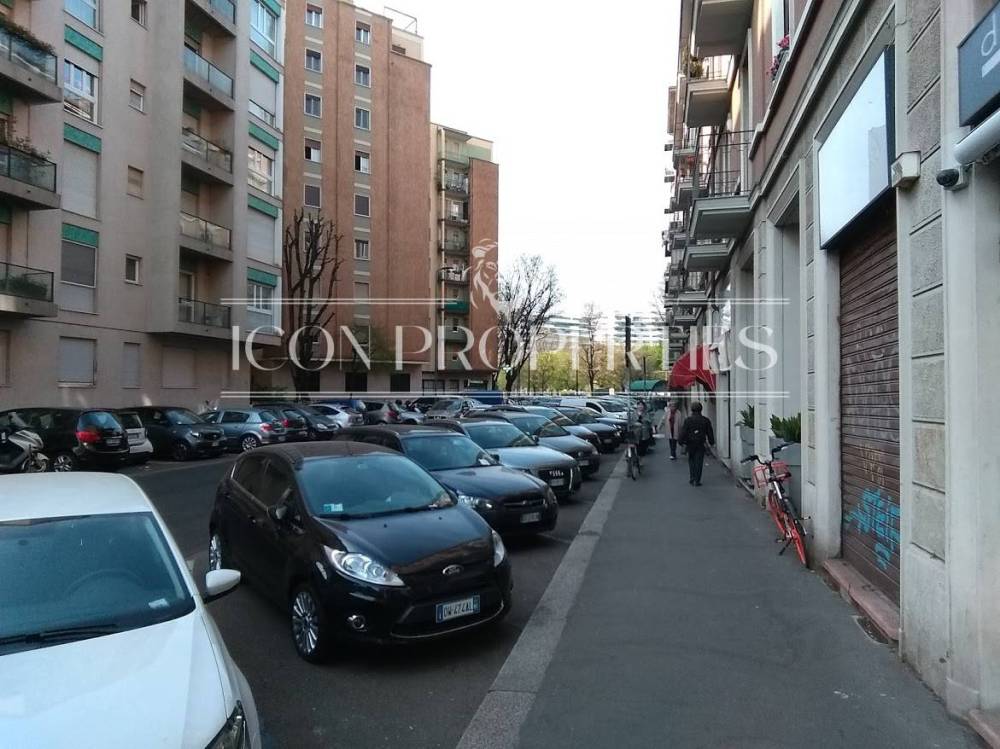 negozio in affitto a Milano