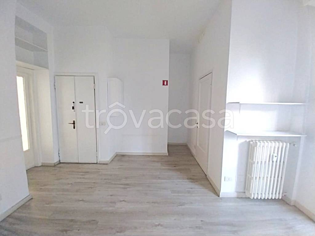 appartamento in affitto a Milano in zona Sant'Ambrogio