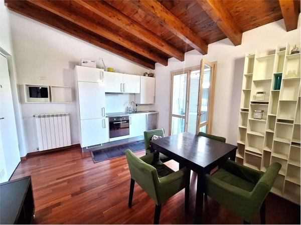 appartamento in affitto a Milano in zona Morivione