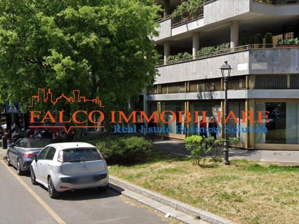 negozio in affitto a Milano in zona Isola
