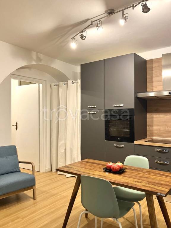appartamento in affitto a Milano in zona Porta Genova