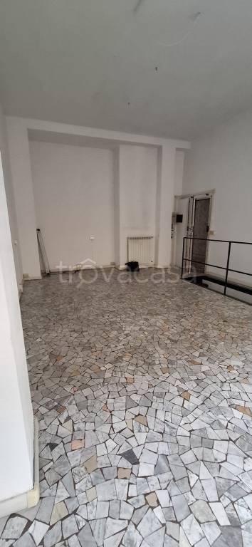 negozio in affitto a Milano in zona Corvetto