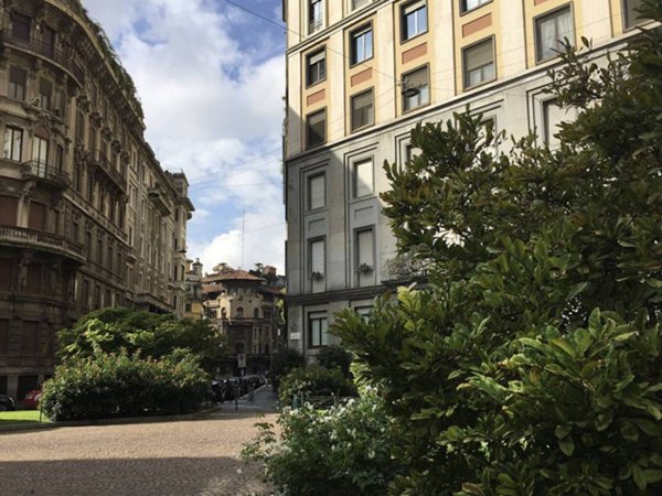 appartamento in affitto a Milano in zona Guastalla
