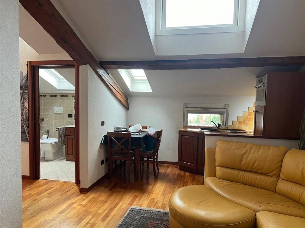 appartamento in affitto a Milano in zona Guastalla