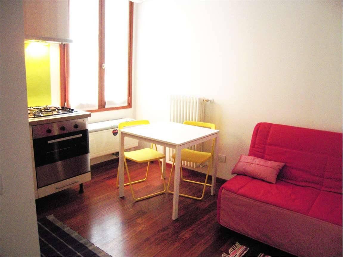 appartamento in affitto a Milano in zona Conchetta