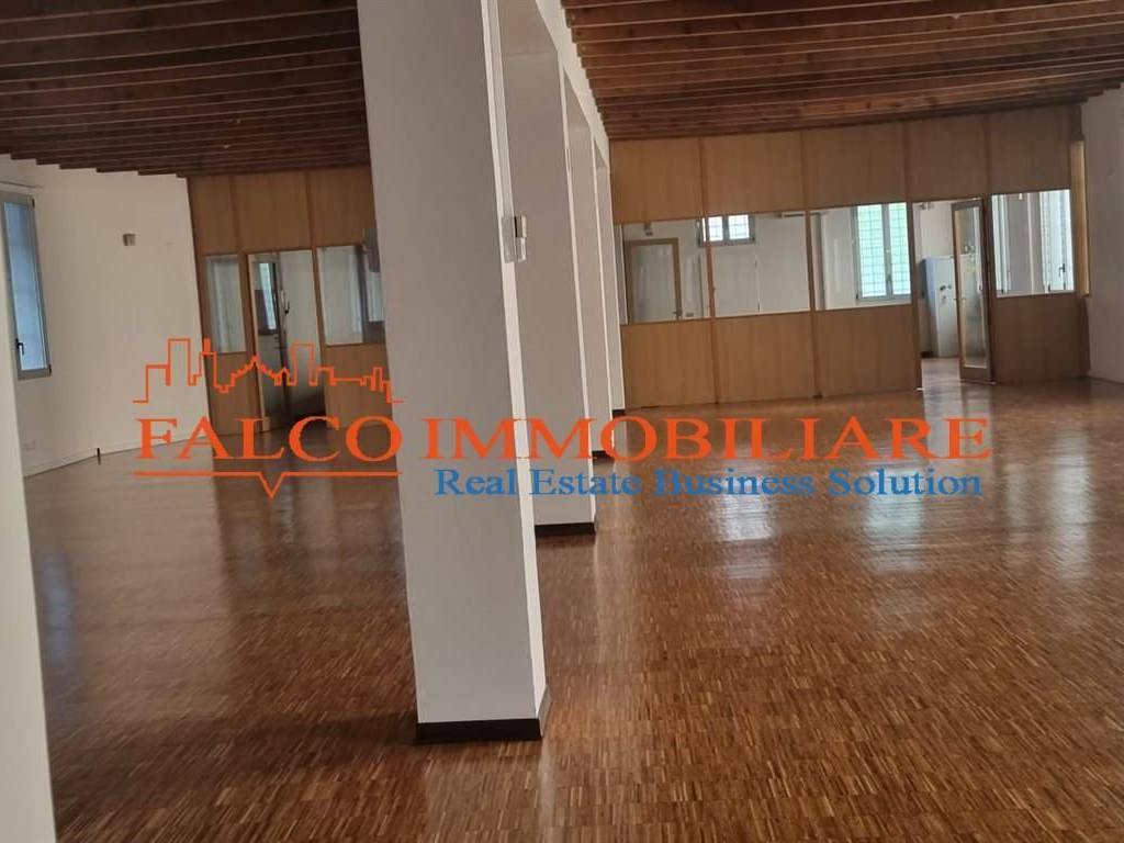 ufficio in affitto a Milano
