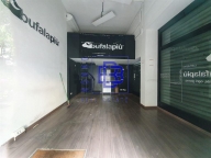 negozio in affitto a Milano