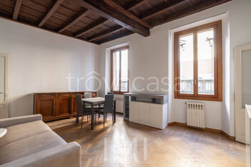 appartamento in affitto a Milano
