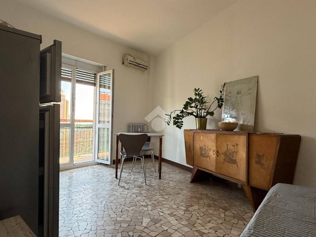 appartamento in affitto a Milano in zona Lorenteggio