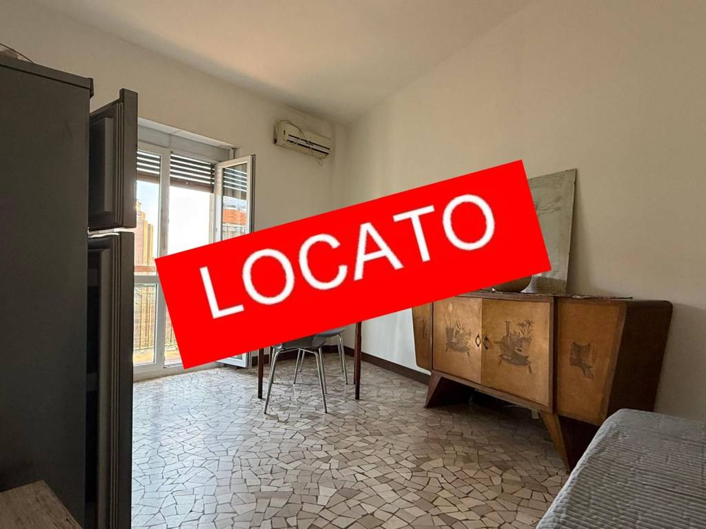 appartamento in affitto a Milano in zona Lorenteggio