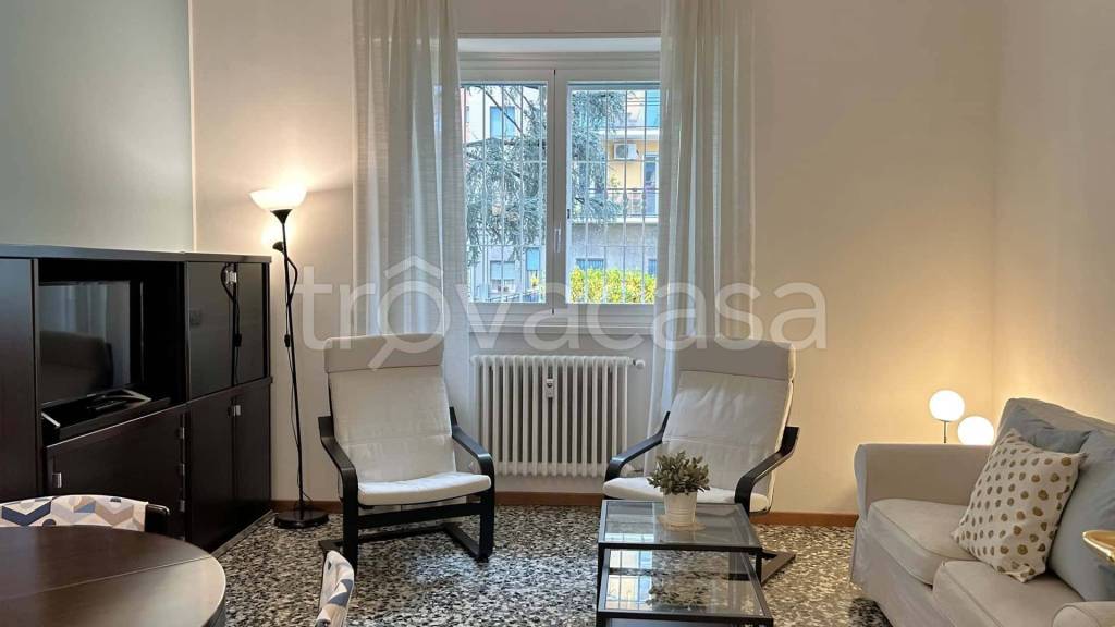 appartamento in affitto a Milano in zona Porta Vittoria