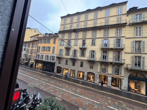 negozio in affitto a Milano