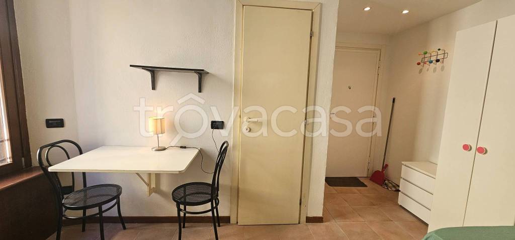 appartamento in affitto a Milano in zona Porta Genova