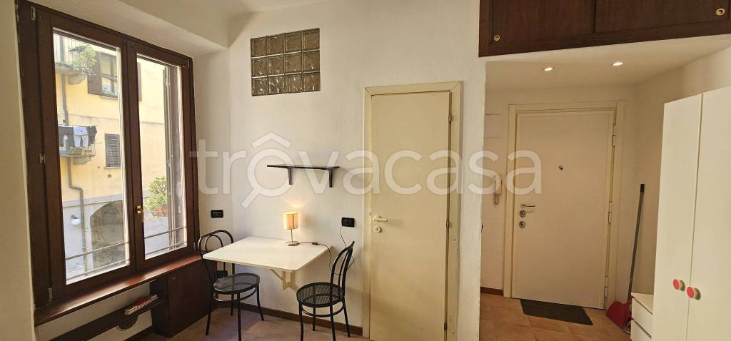 appartamento in affitto a Milano in zona Porta Genova