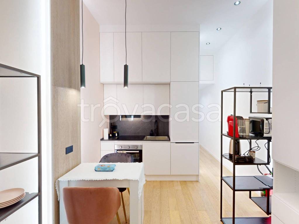 appartamento in affitto a Milano in zona Famagosta