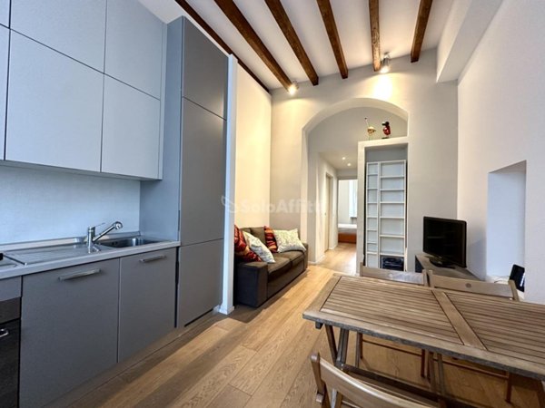appartamento in affitto a Milano in zona Famagosta