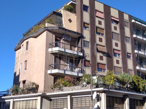 appartamento in affitto a Milano in zona Famagosta