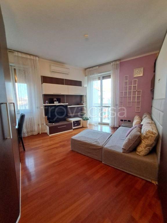 appartamento in affitto a Milano in zona San Siro
