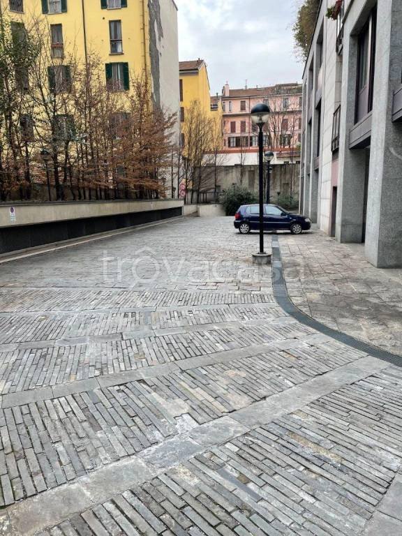 negozio in affitto a Milano in zona Porta Nuova