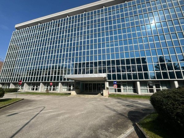 ufficio in affitto a Milano in zona Gratosoglio
