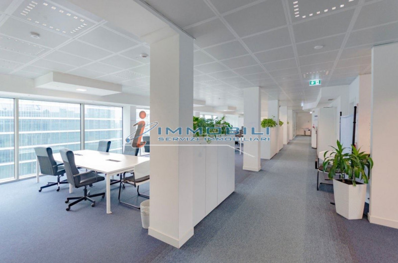 ufficio in affitto a Milano in zona Centro Direzionale