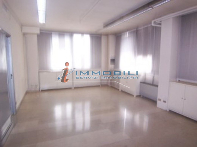 ufficio in affitto a Milano in zona Greco