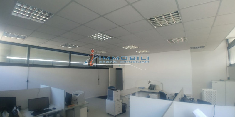 ufficio in affitto a Milano in zona Gallaratese