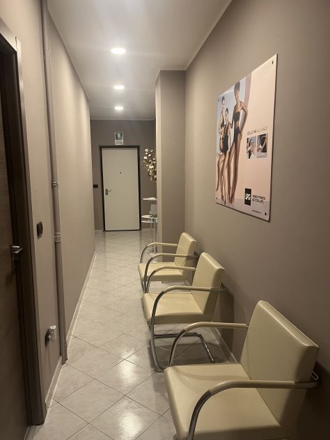 negozio in affitto a Milano