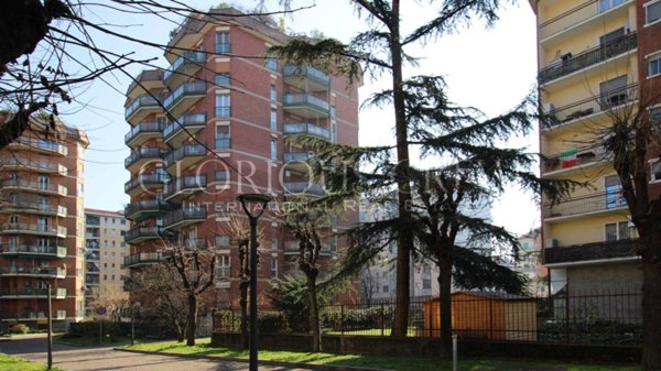 appartamento in affitto a Milano in zona Lorenteggio