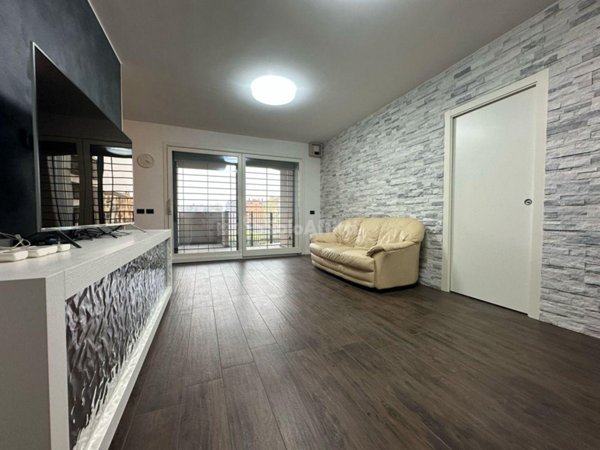 appartamento in affitto a Milano in zona Famagosta