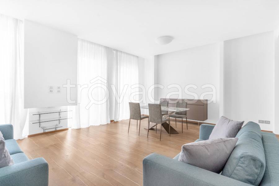 appartamento in affitto a Milano in zona Porta Nuova
