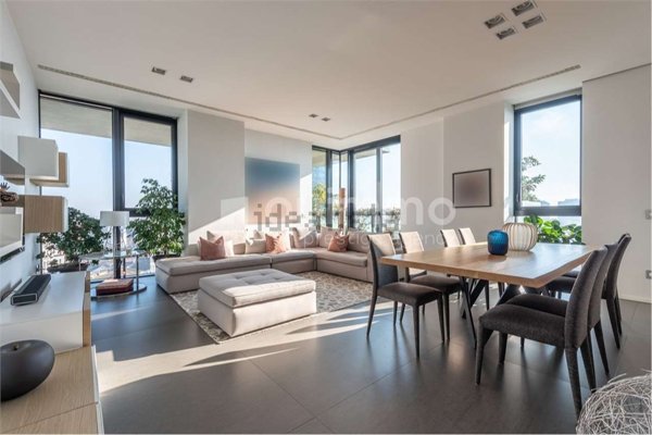 appartamento in affitto a Milano in zona Porta Nuova