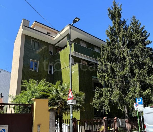 appartamento in affitto a Milano in zona Precotto