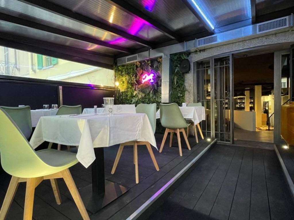 negozio in affitto a Milano